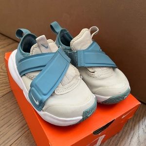 Nike Flex Advance 'Light Bone Cerulean' CZ0188-001